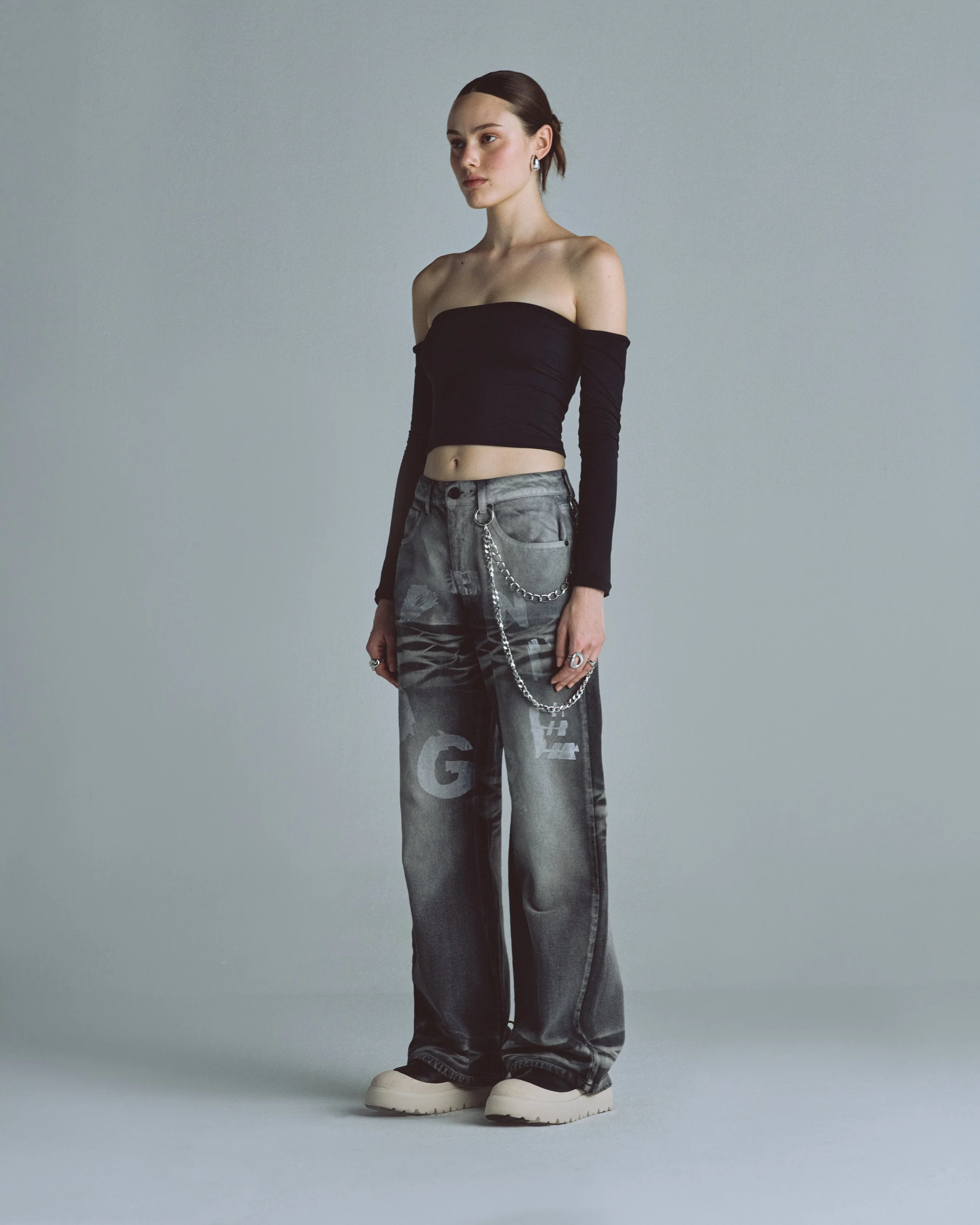 Basics Off Shoulder Long Sleeve Top Black - Image 4