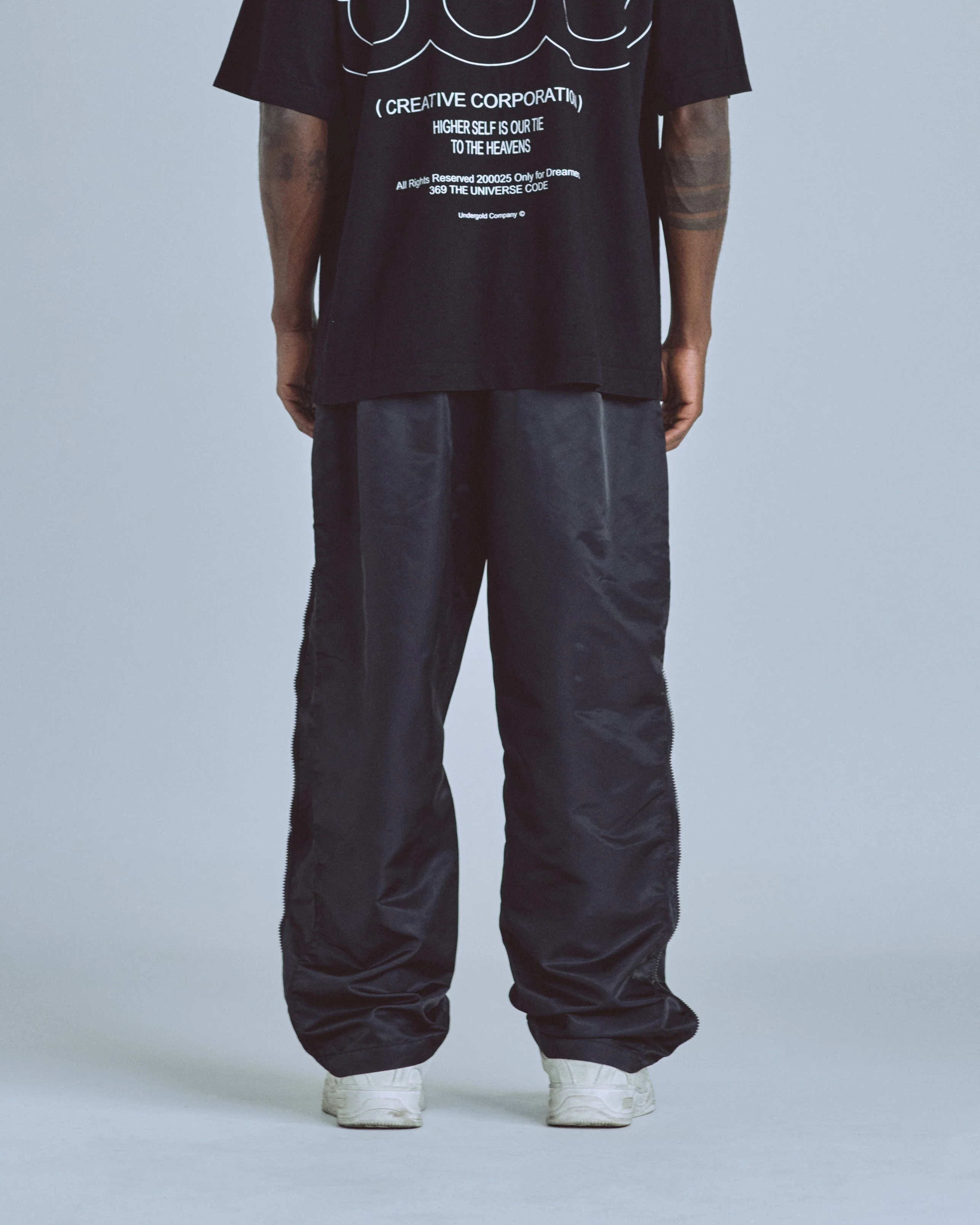 Basics Panelled Zip Up Cargo Pants Black - Image 7