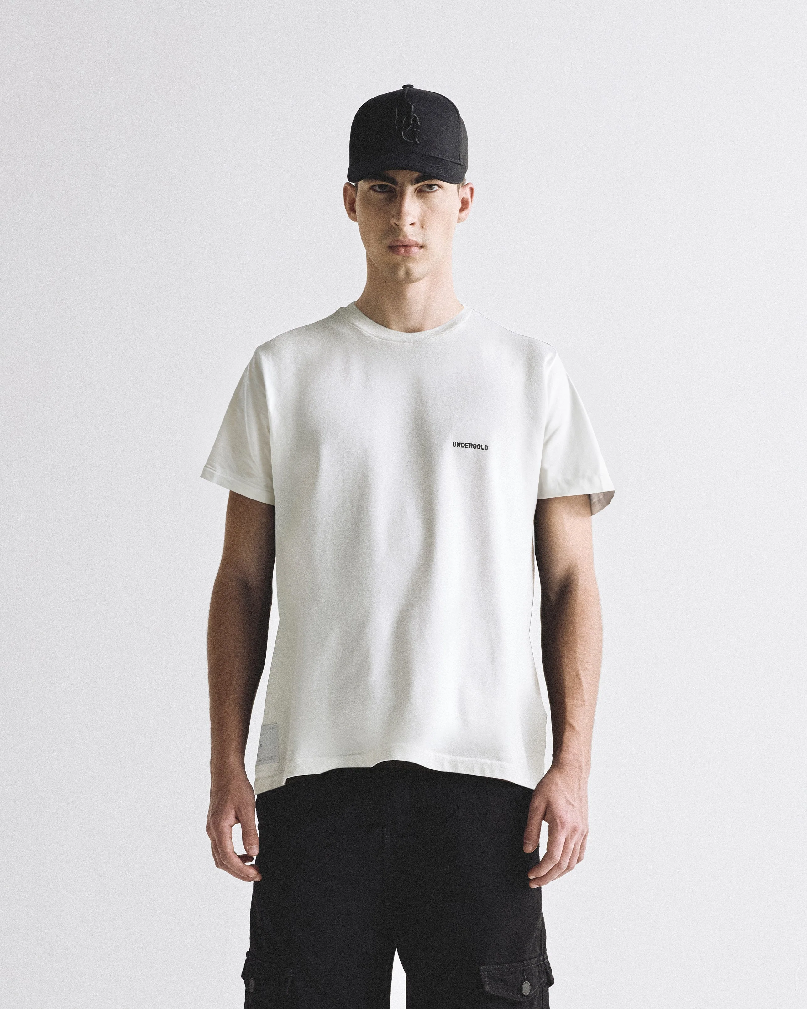 Basics Tiny Logo Regular Fit Tshirt White - Image 7