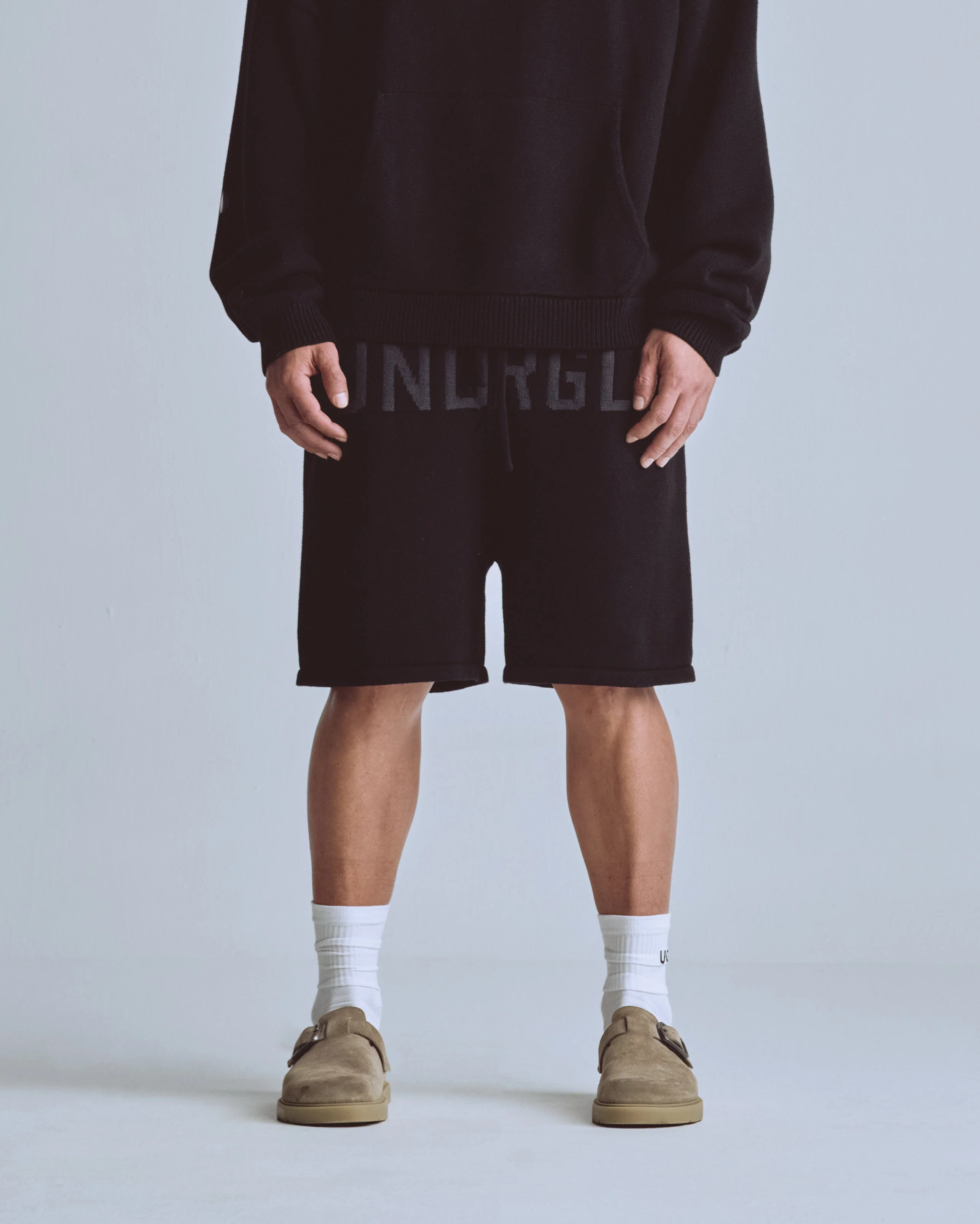 Basics UNDRGLD Knitted Shorts Black - Image 8