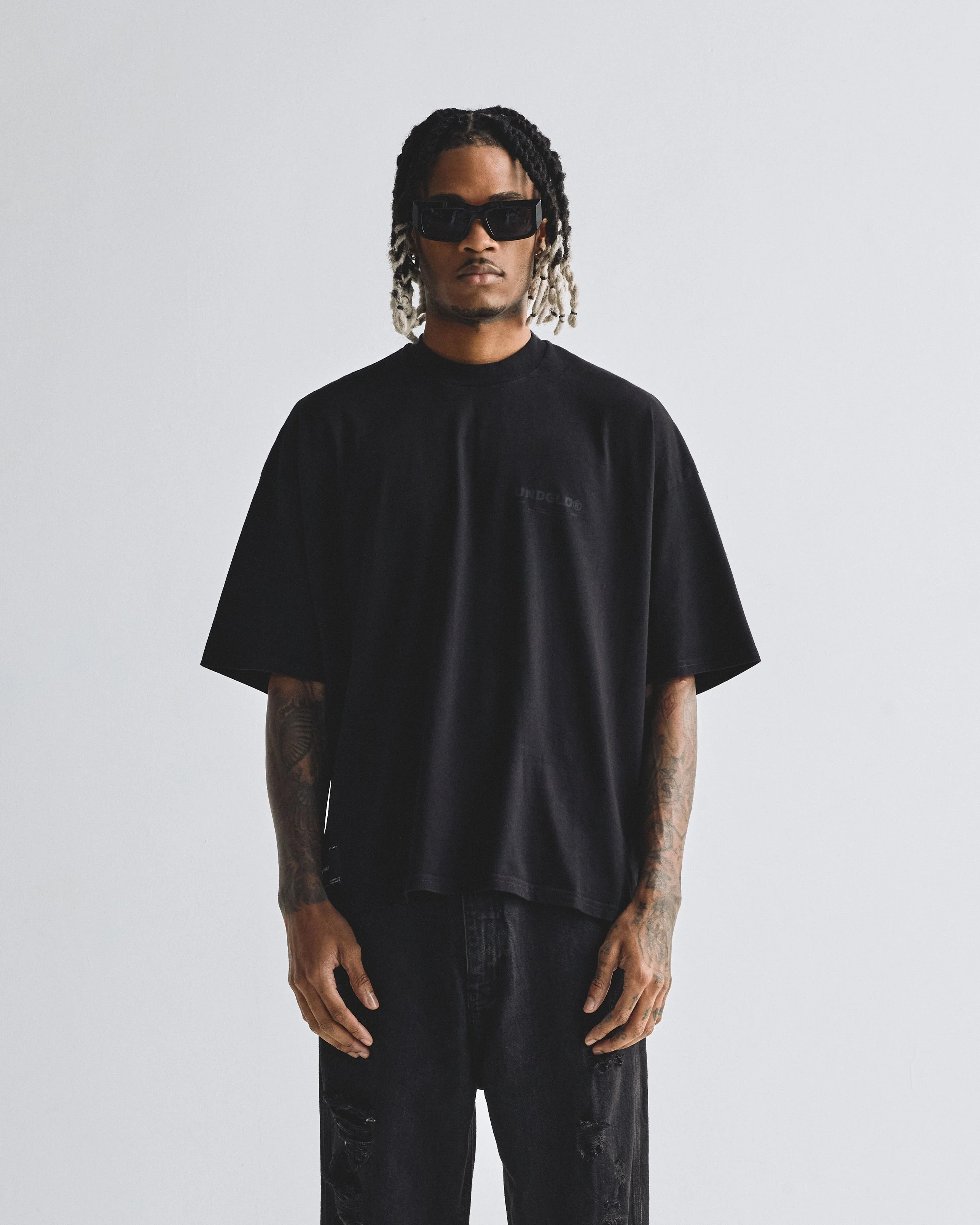 UNDGLD Basic Boxy Fit Tshirt Black - Image 8