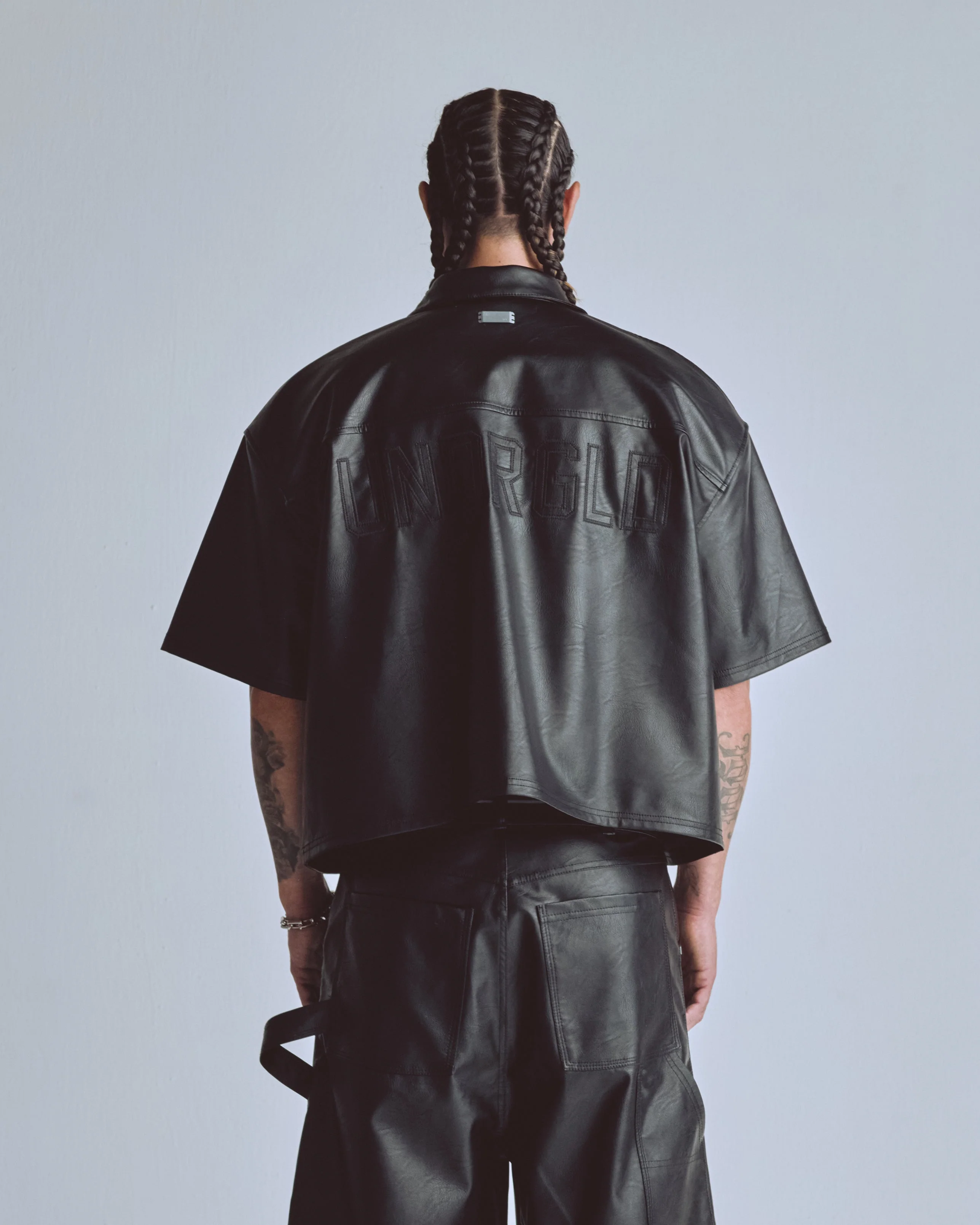 Capsule Basic Pleather Boxy Fit Shirt Black - Image 7