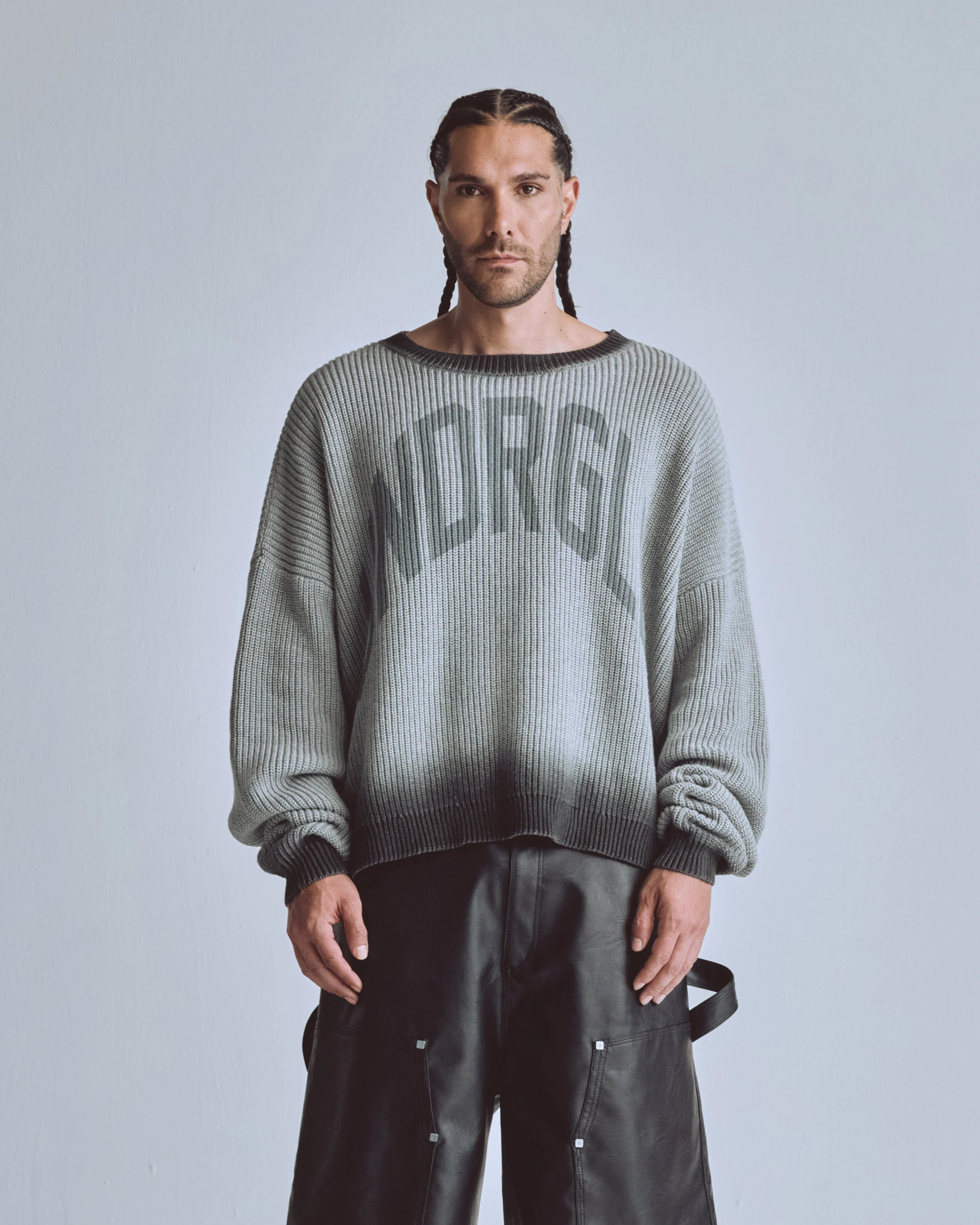 Basics Gradient Knit Crewneck Gradient Gray - Image 8