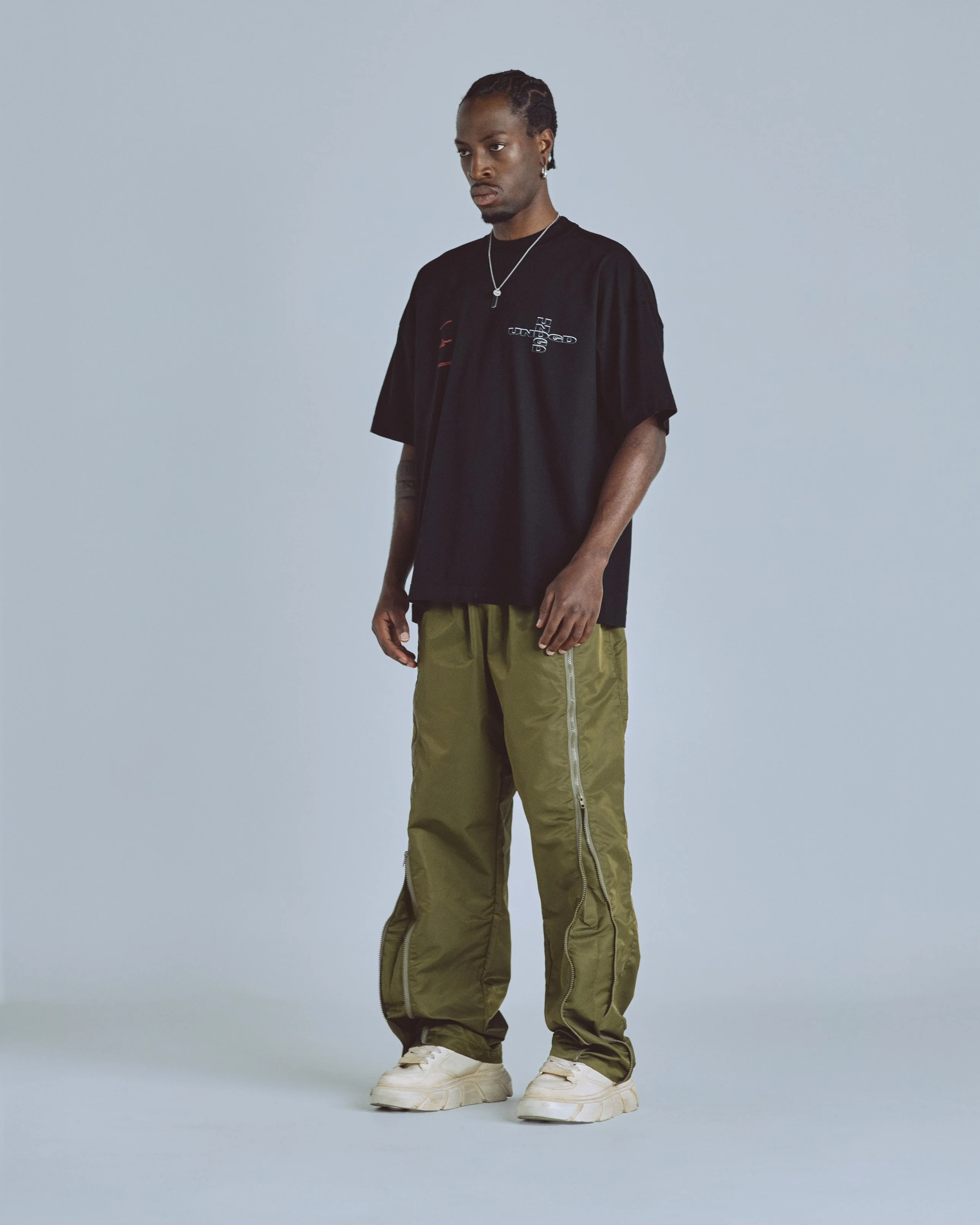 Golden Heritage UNDGD Cross Tshirt Black - Image 5
