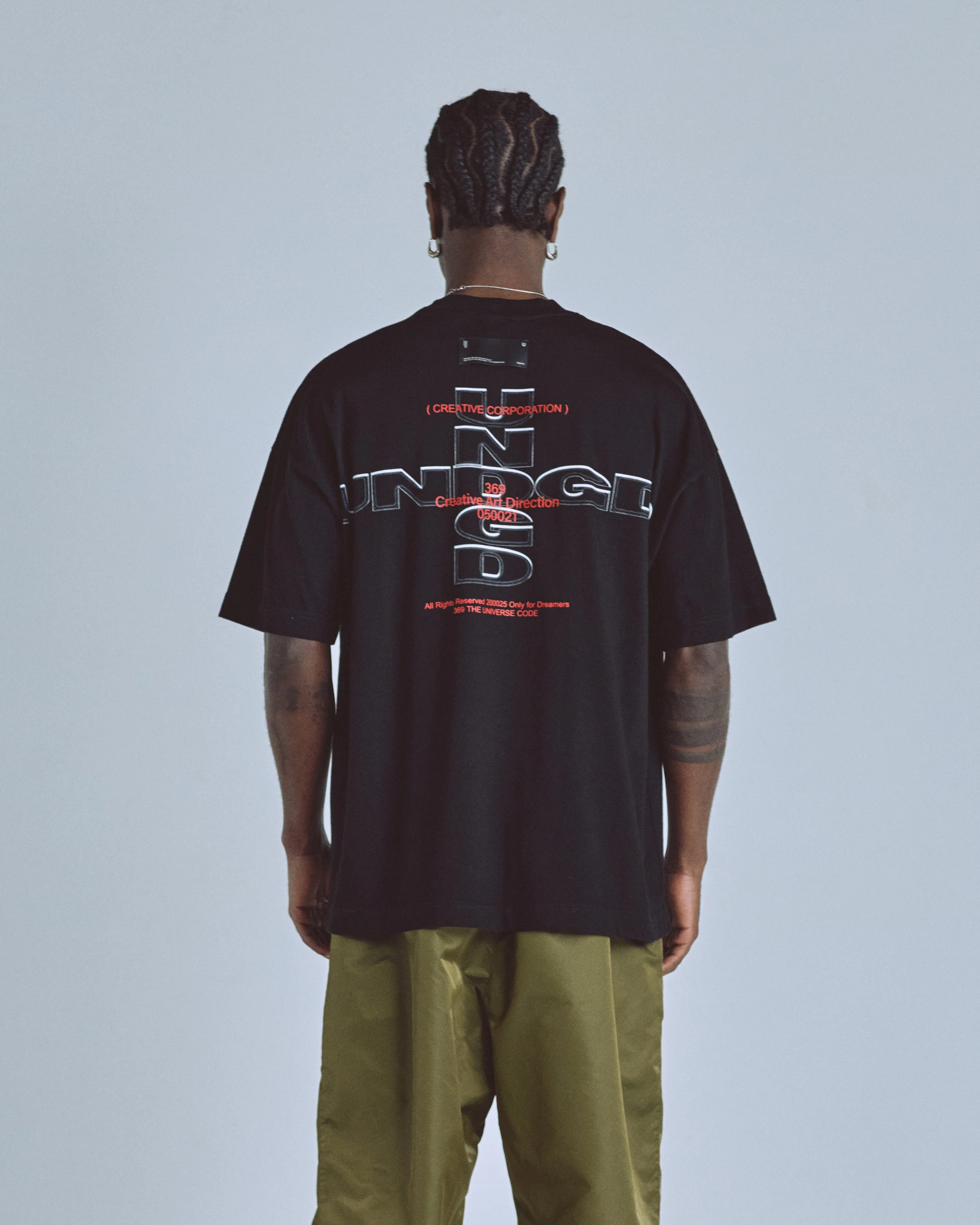 Golden Heritage UNDGD Cross Tshirt Black - Image 7