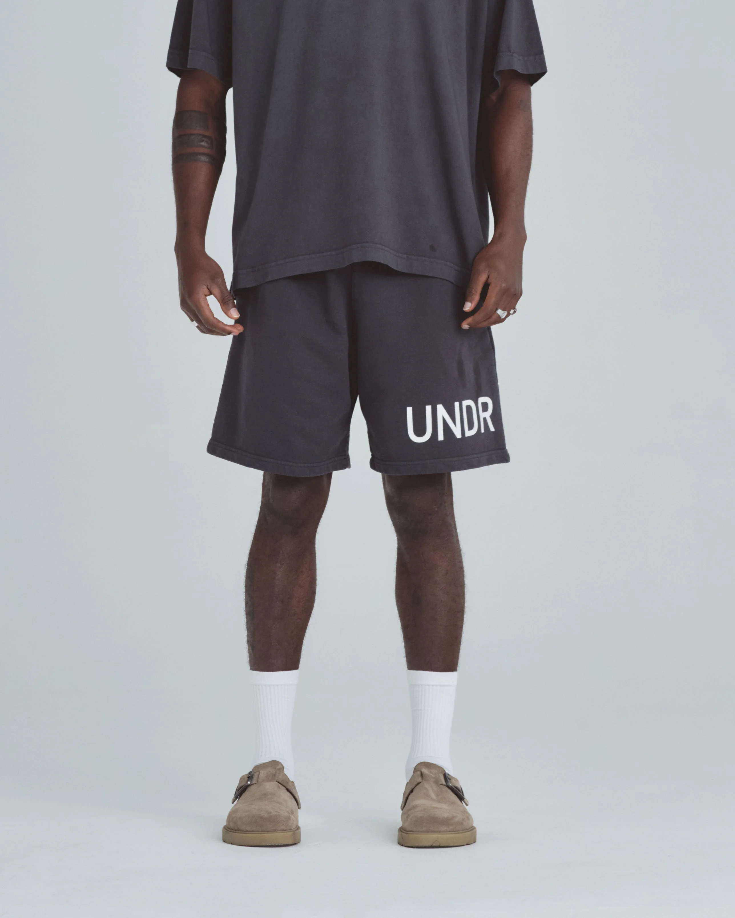 Line Basic Biased Shorts Dark Gray - Image 8