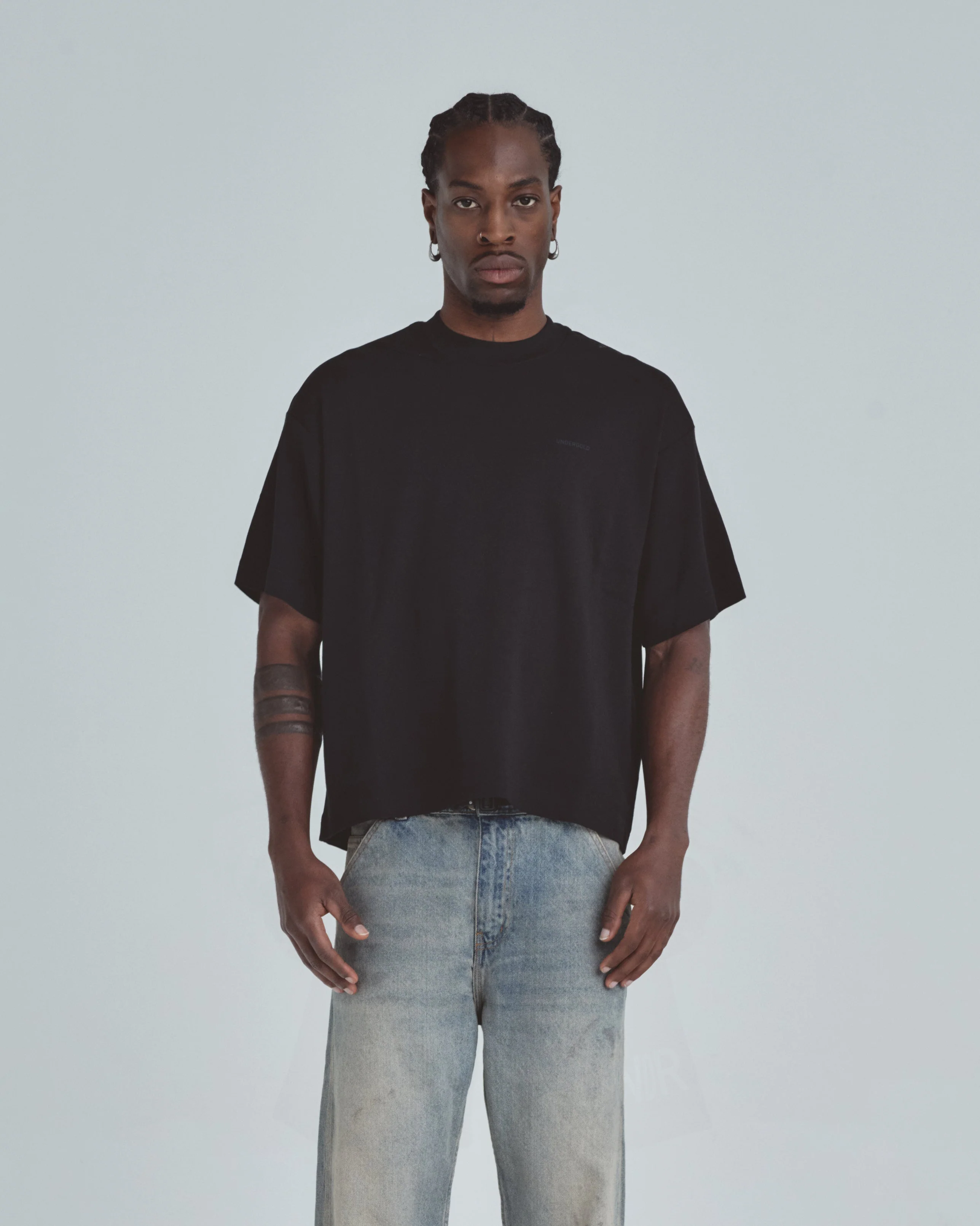 Line Basic Boxy Fit Tshirt Black - Image 8