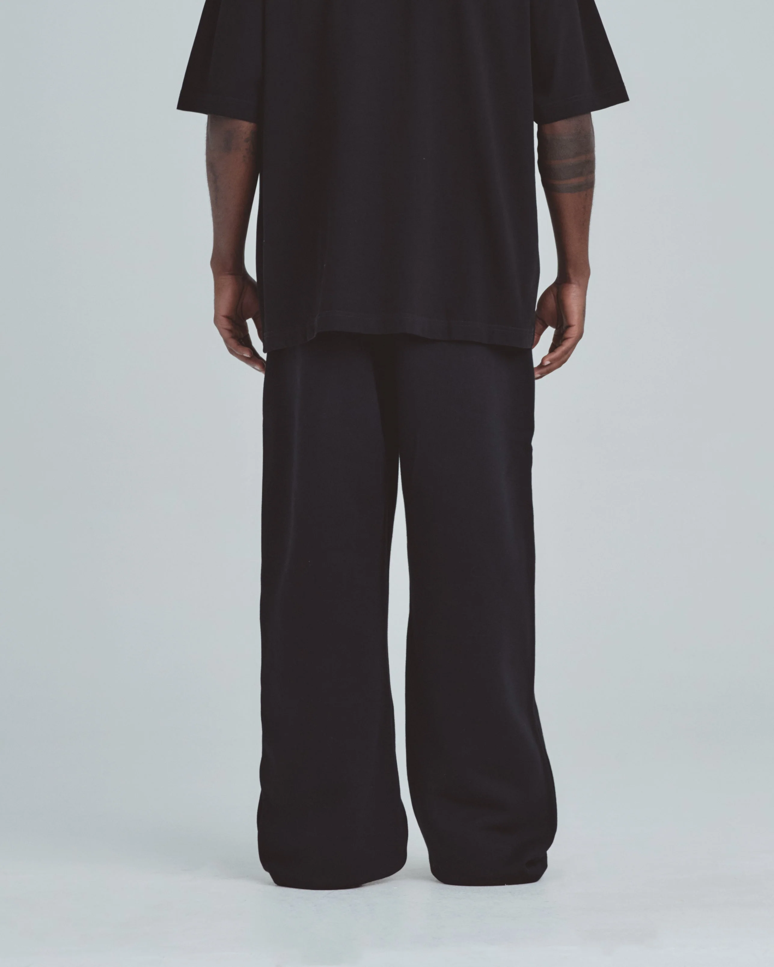 Line Basic StraightPants Black - Image 7