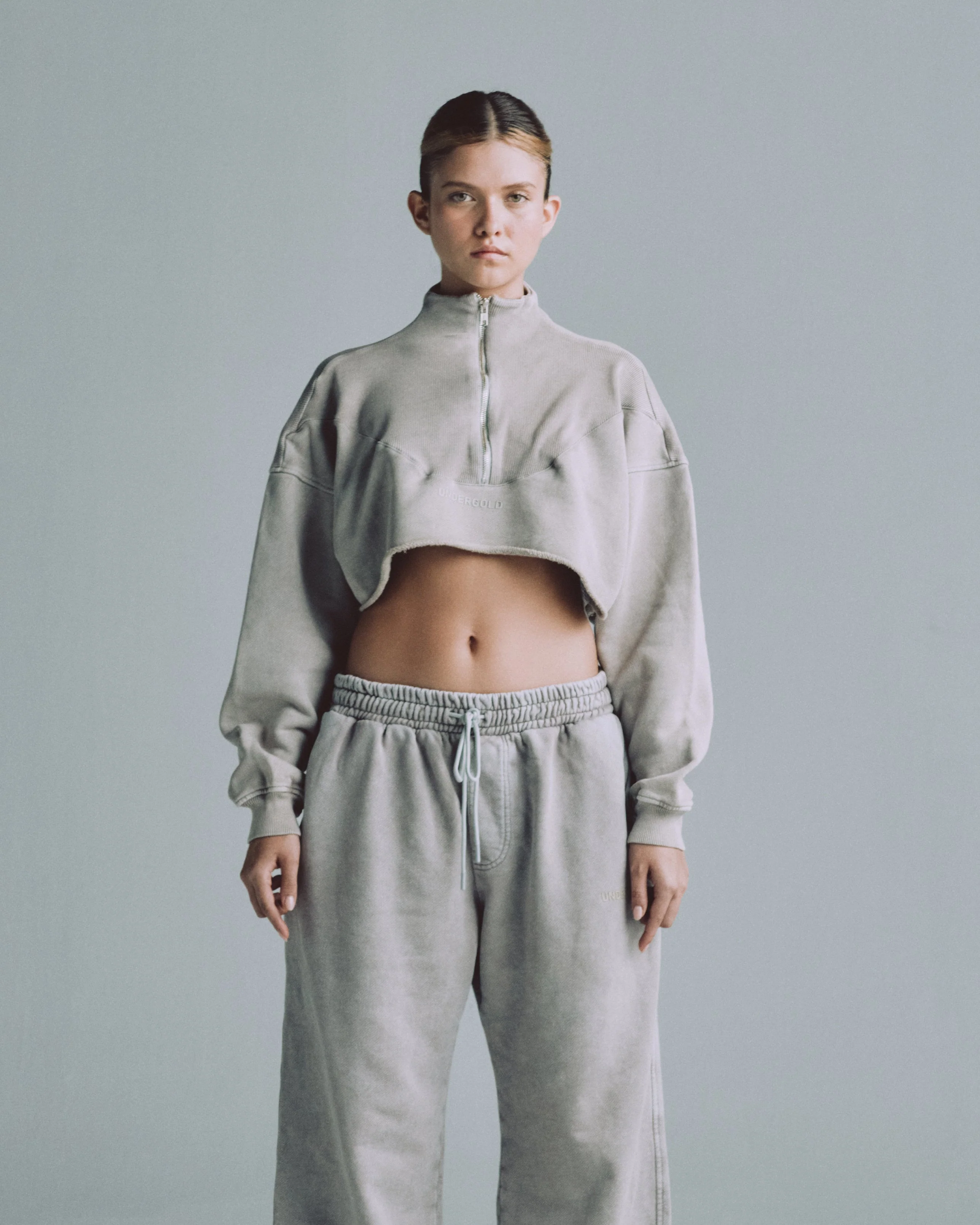 Line Logo Cropped Zip up Crewneck Washed Gray - Image 6