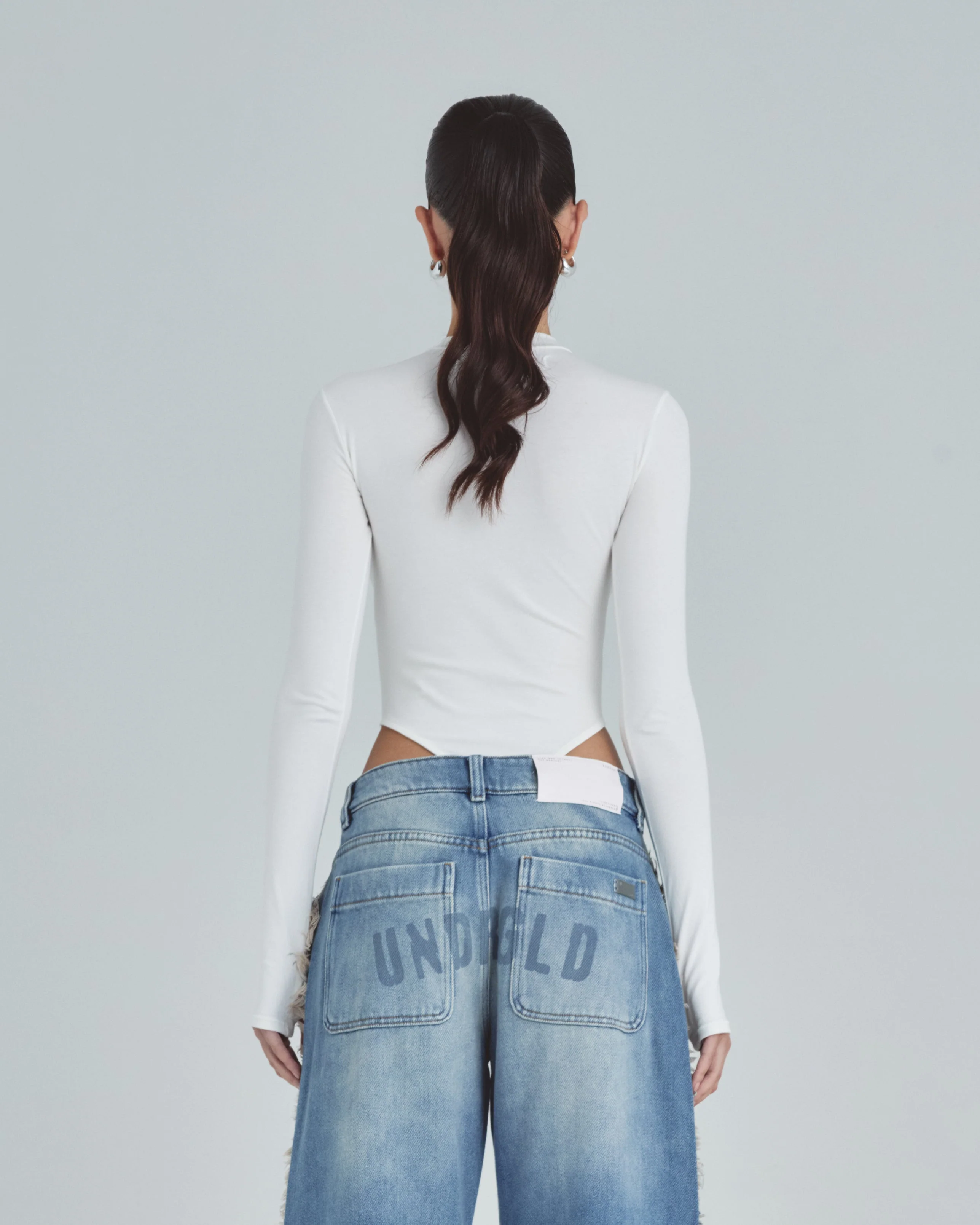 Line Undergold Studio Turtleneck Bodysuit White - Image 7