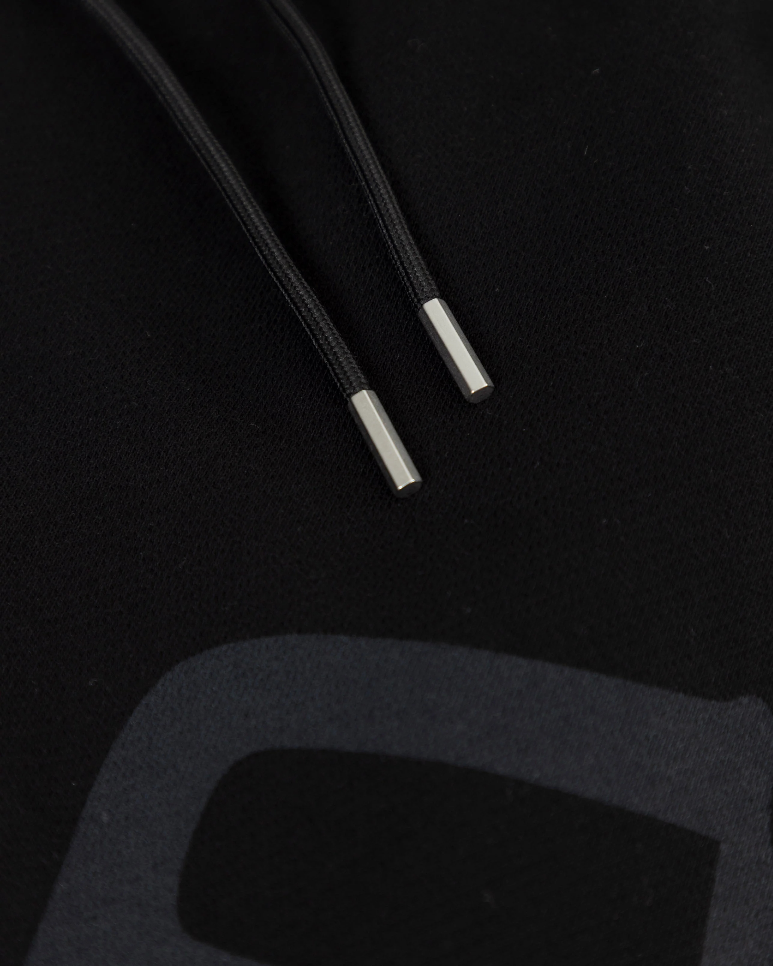Line Gothic Barrel Straightpants Black - Image 3
