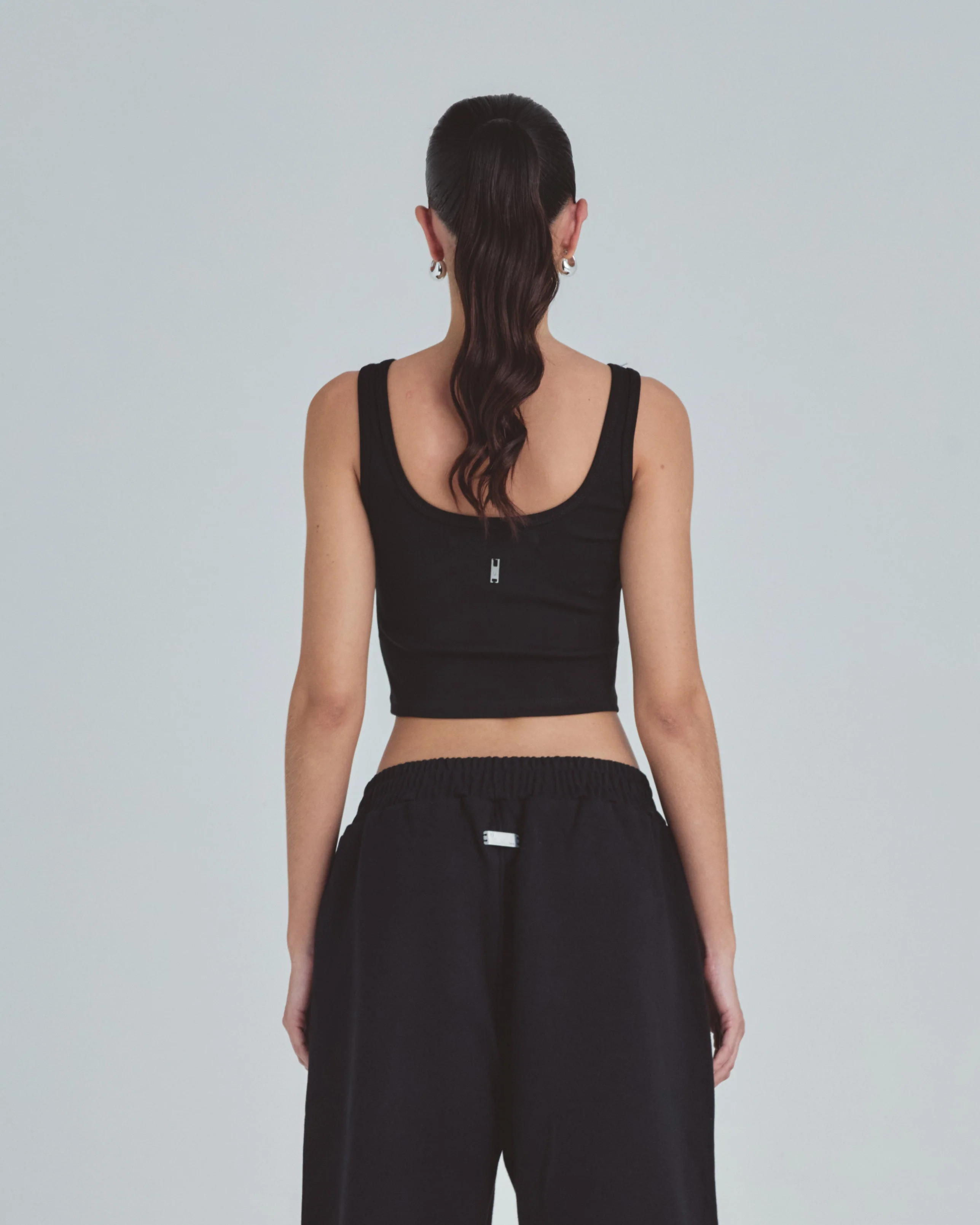W Line Basic Tank Top Black - Image 7